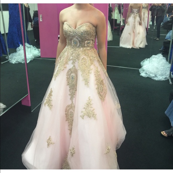 Pageant or Prom Gown - Picture 6 of 7